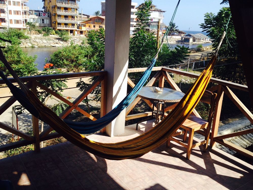 Hostal Moai Монтаньита Экстерьер фото