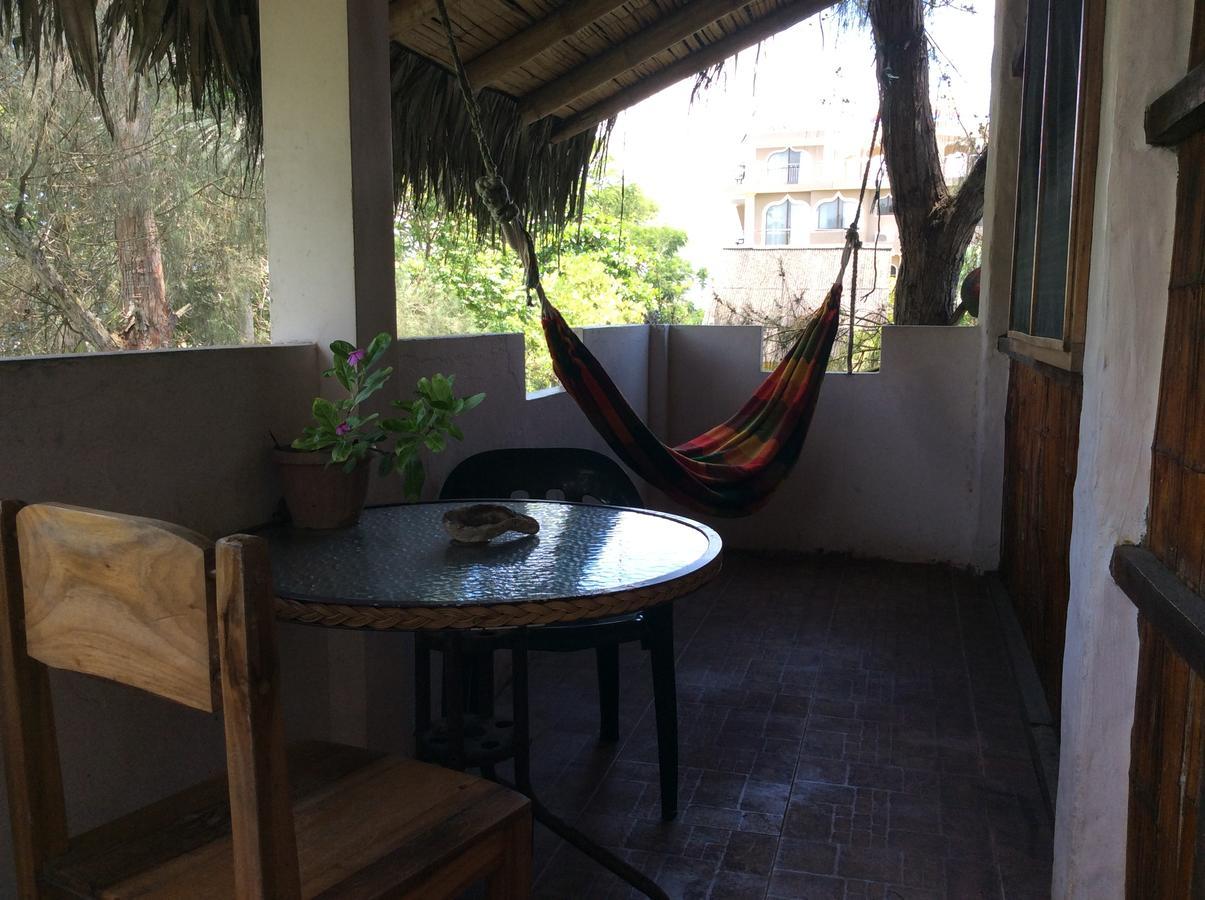 Hostal Moai Монтаньита Экстерьер фото