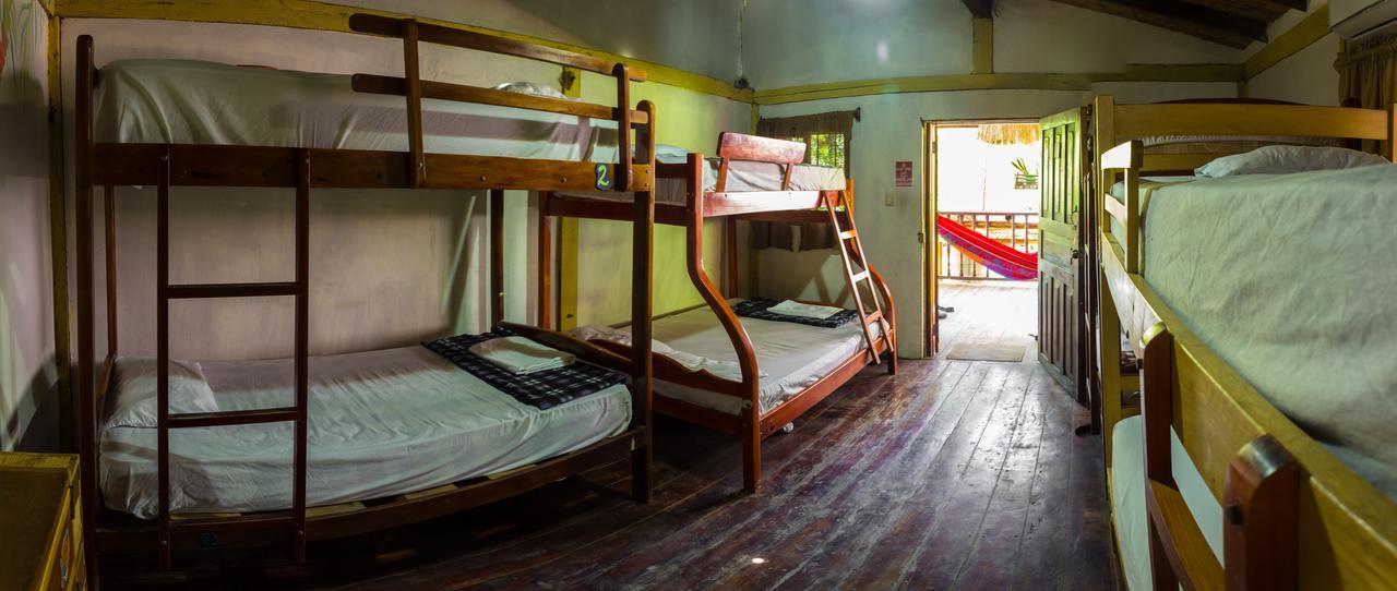 Hostal Moai Монтаньита Экстерьер фото