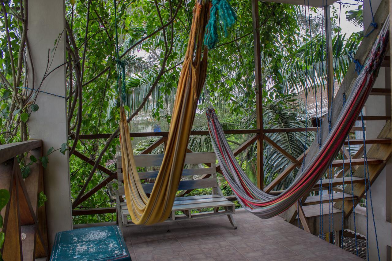 Hostal Moai Монтаньита Экстерьер фото